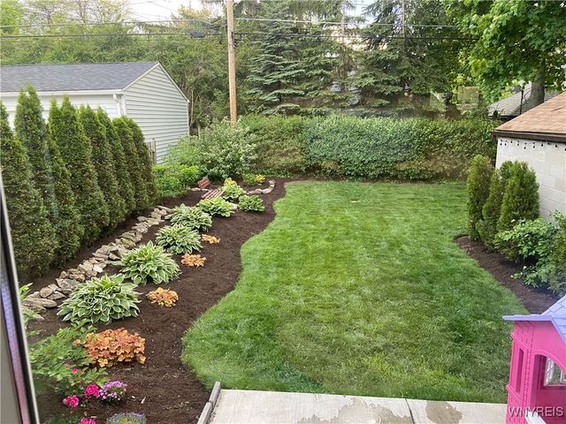 69 Berryman Drive, Amherst, NY 14226