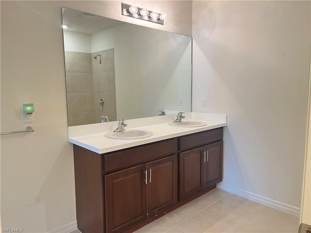 Image 17 of property listing at 2201 NW 24th TER, Cape Coral, FL 33993