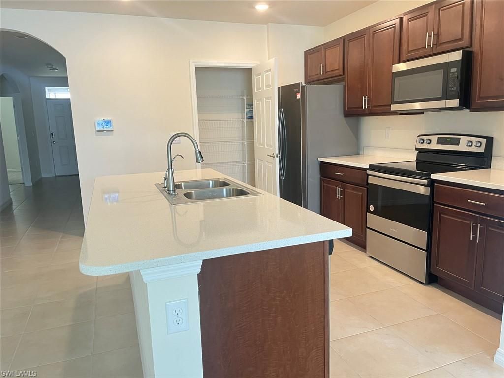 Image 9 of property listing at 2201 NW 24th TER, Cape Coral, FL 33993