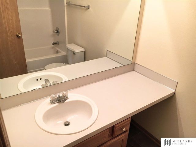 3208 Chad Avenue, Bellevue, NE 68123