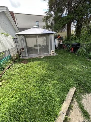 5316 Haspel Street, Elmhurst, NY 11373