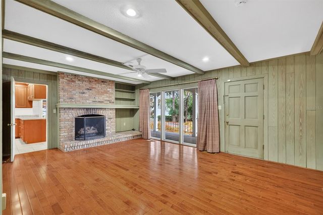 2000 COUNTRY CLUB DRIVE, Eustis, FL 32726