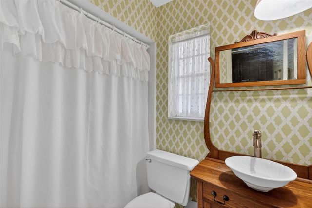 2000 COUNTRY CLUB DRIVE, Eustis, FL 32726