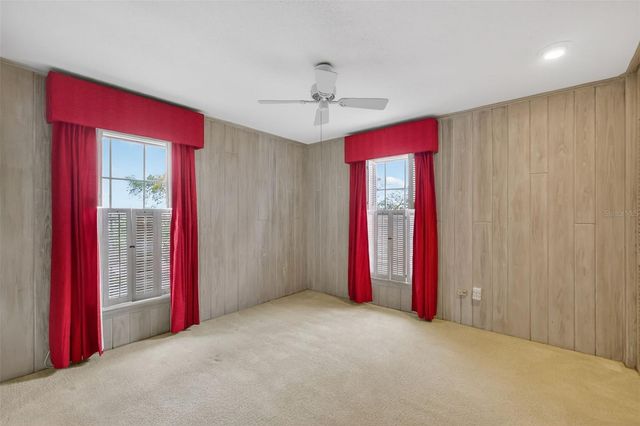 2000 COUNTRY CLUB DRIVE, Eustis, FL 32726