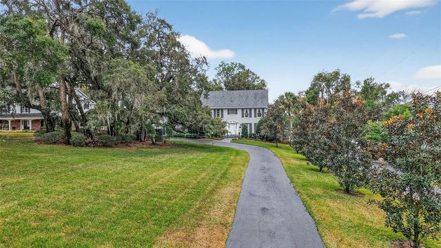 2000 COUNTRY CLUB DRIVE, Eustis, FL 32726