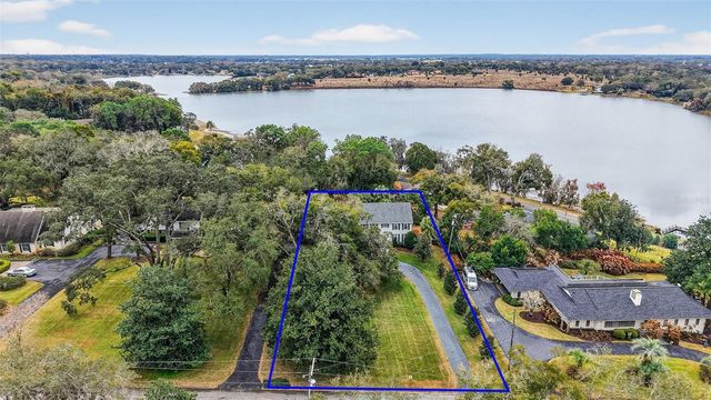 2000 COUNTRY CLUB DRIVE, Eustis, FL 32726