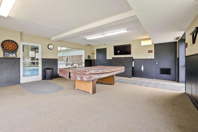 10720 Rockford Road 305, Plymouth, MN 55442