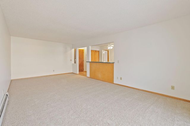 10720 Rockford Road 305, Plymouth, MN 55442