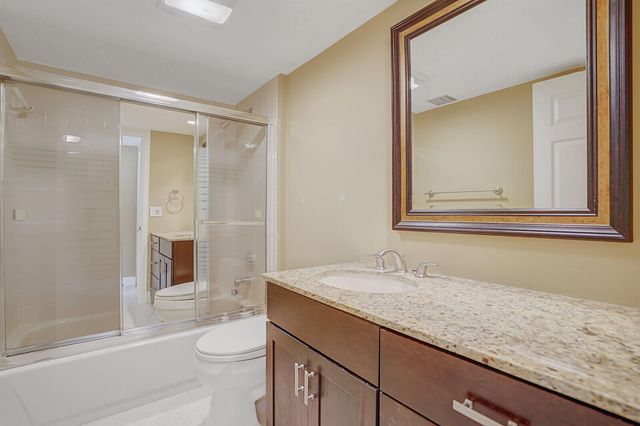 6073 Balboa Circle 105, Boca Raton, FL 33433