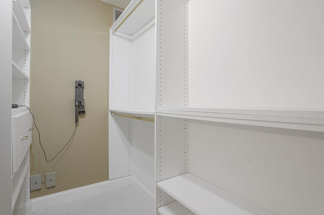 6073 Balboa Circle 105, Boca Raton, FL 33433