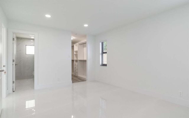 524 NW 53rd Street, Boca Raton, FL 33487
