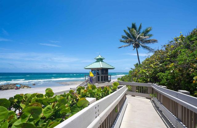 524 NW 53rd Street, Boca Raton, FL 33487