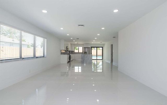 524 NW 53rd Street, Boca Raton, FL 33487