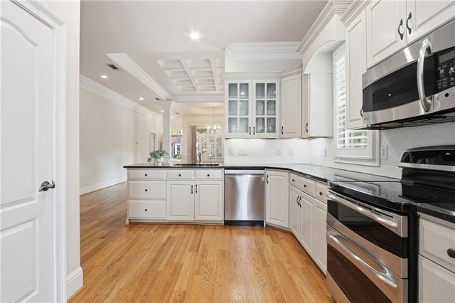 8410 Parker Place, Roswell, GA 30076