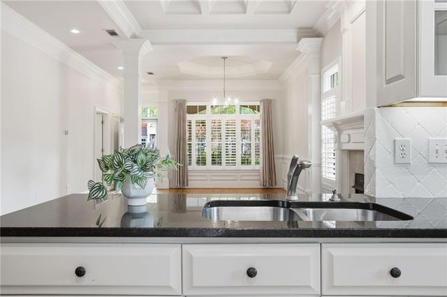 8410 Parker Place, Roswell, GA 30076