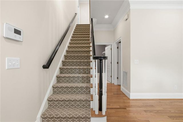 8410 Parker Place, Roswell, GA 30076