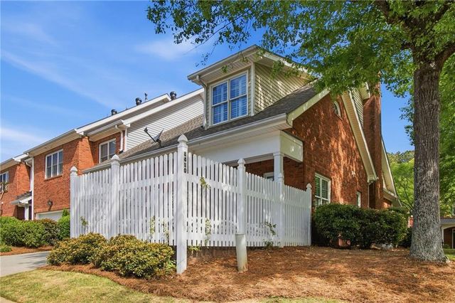 8410 Parker Place, Roswell, GA 30076