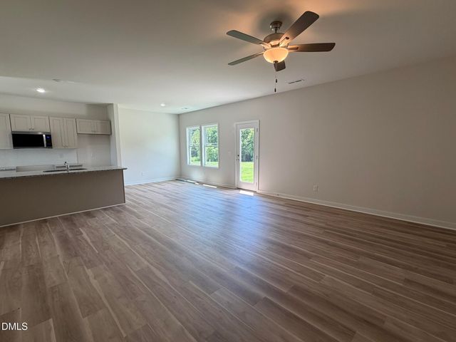 326 Barbour's Place Drive, Four Oaks, NC 27524