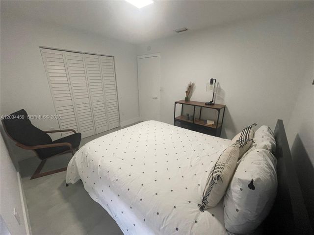 5733 NW 100th Court, Doral, FL 33178