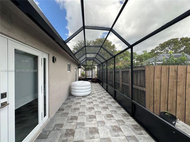 5733 NW 100th Court, Doral, FL 33178