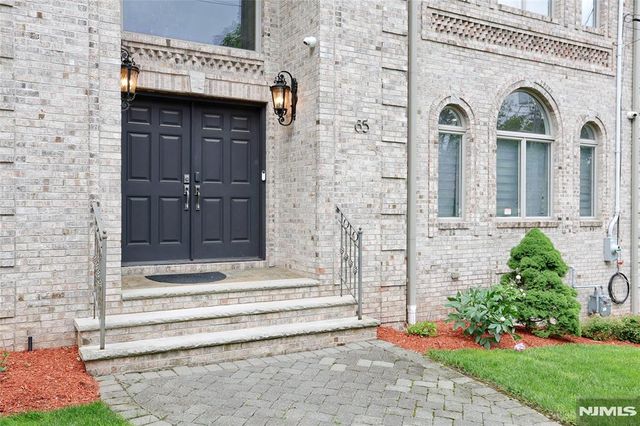 65 Ross Avenue, Demarest, NJ 07627