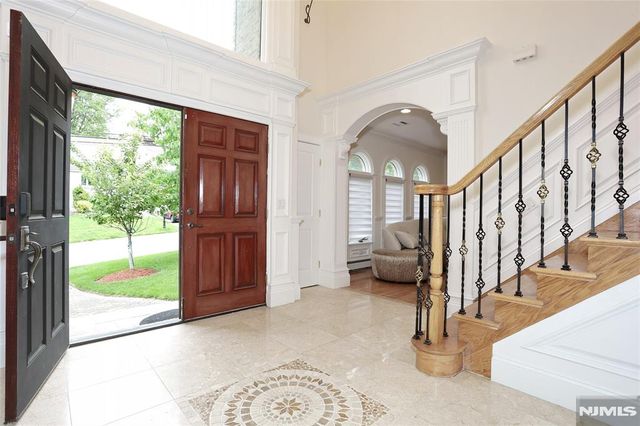 65 Ross Avenue, Demarest, NJ 07627