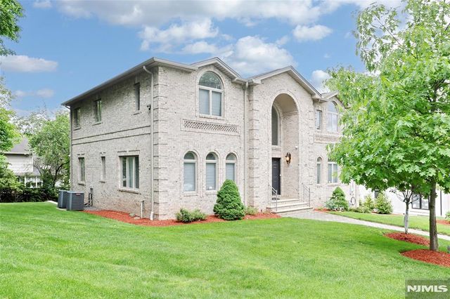 65 Ross Avenue, Demarest, NJ 07627