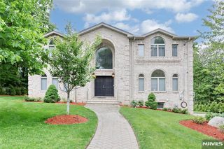 65 Ross Avenue, Demarest, NJ 07627