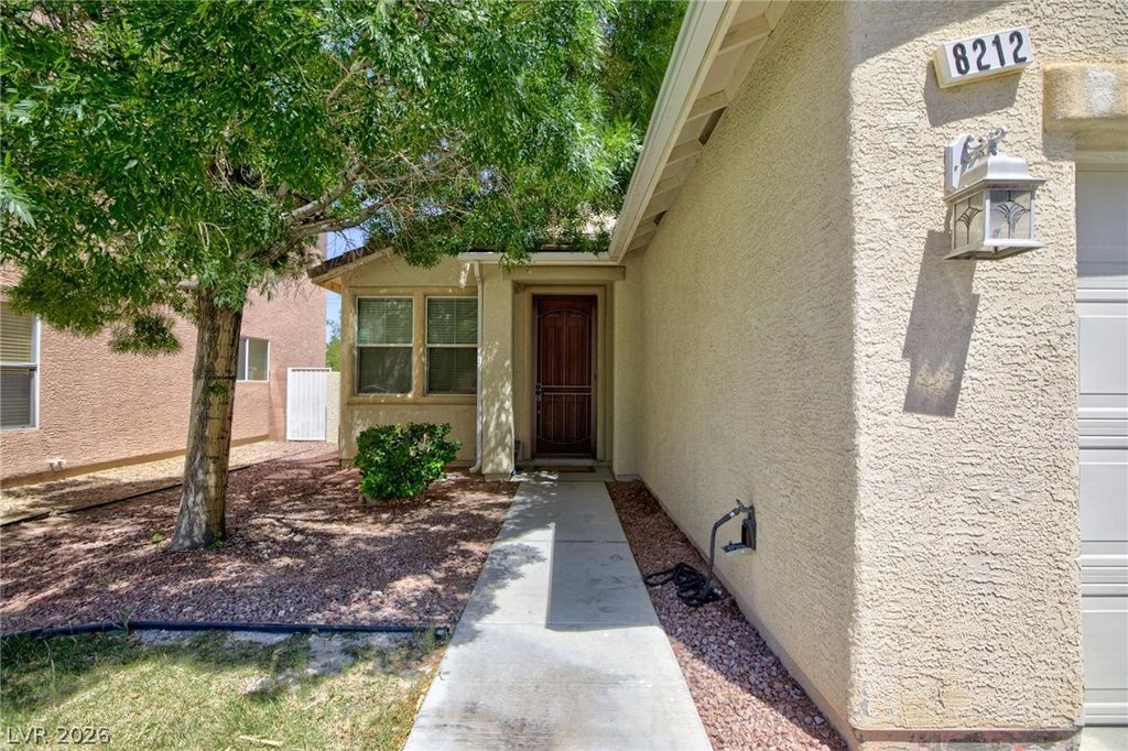 8212 Calico Wind Street, Las Vegas, NV 89131 — photo 4