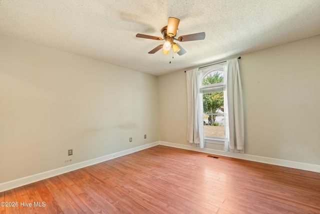 112 Galahad Drive, Greenville, NC 27858