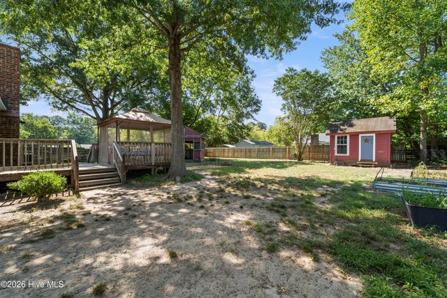112 Galahad Drive, Greenville, NC 27858