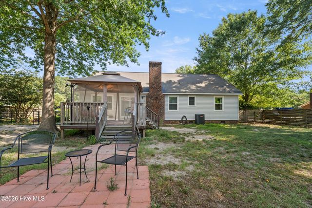 112 Galahad Drive, Greenville, NC 27858