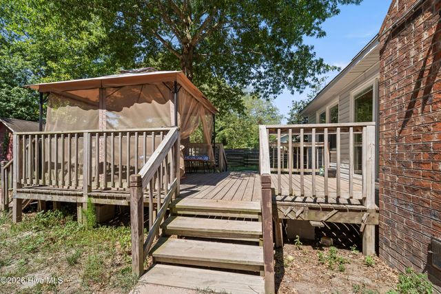 112 Galahad Drive, Greenville, NC 27858
