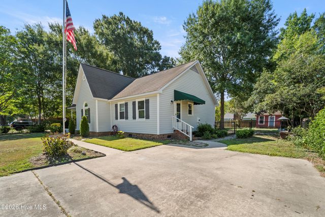 112 Galahad Drive, Greenville, NC 27858