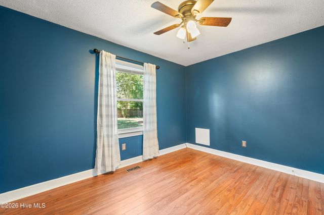 112 Galahad Drive, Greenville, NC 27858