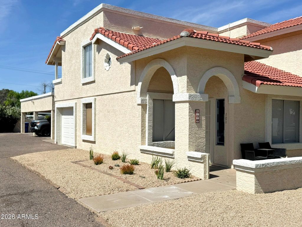 Image 3 of property listing at 816 N REVERE --, Mesa, AZ 85201