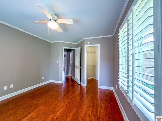 1517 Gleneagles, Paducah, KY 42001