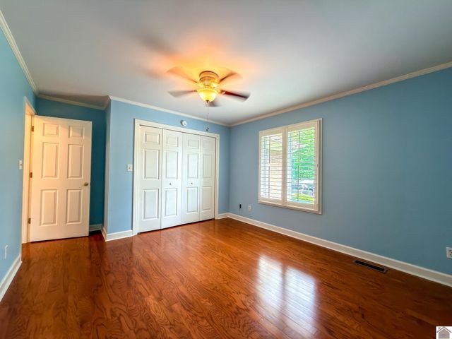 1517 Gleneagles, Paducah, KY 42001