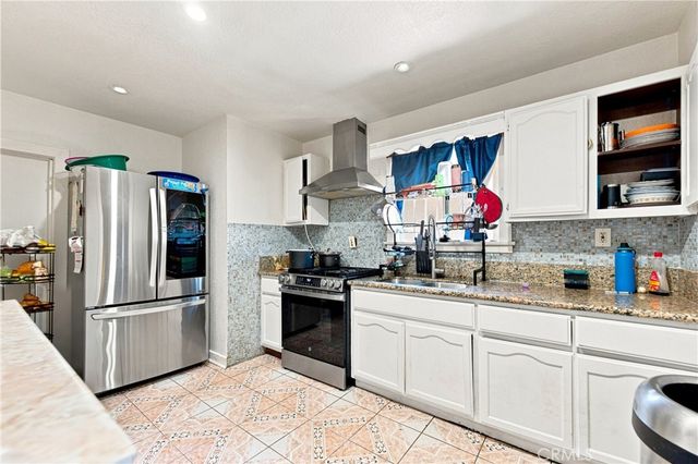 238 W 90th, Los Angeles, CA 90003