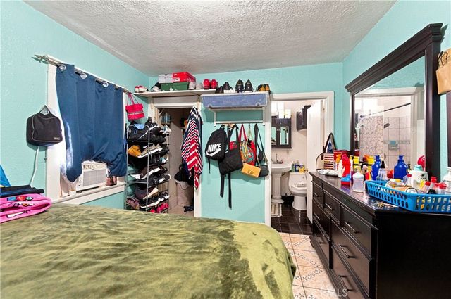 238 W 90th, Los Angeles, CA 90003