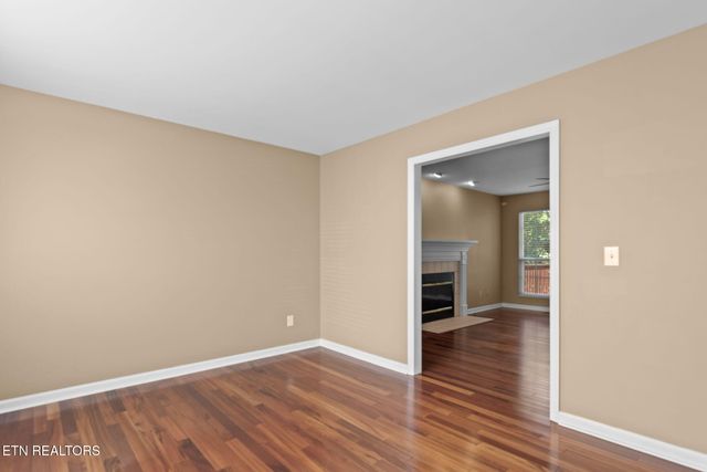 2453 Maple Crest Lane, Knoxville, TN 37921
