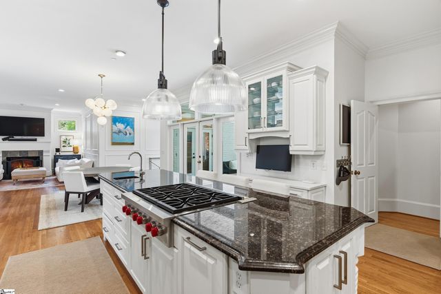 112 Longview Terrace, Greenville, SC 29605