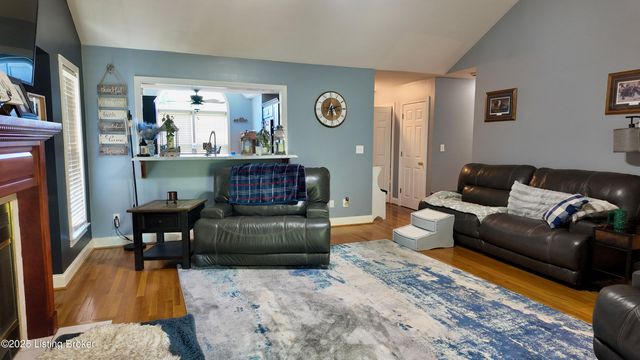 116 Waverly Dr, Bardstown, KY 40004