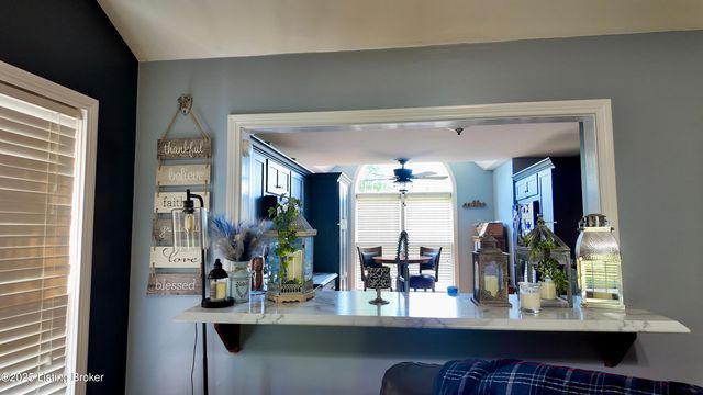 116 Waverly Dr, Bardstown, KY 40004