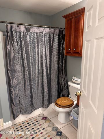 116 Waverly Dr, Bardstown, KY 40004