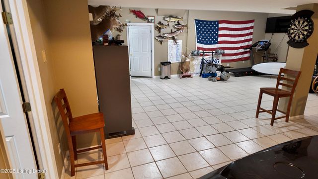 116 Waverly Dr, Bardstown, KY 40004