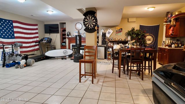 116 Waverly Dr, Bardstown, KY 40004