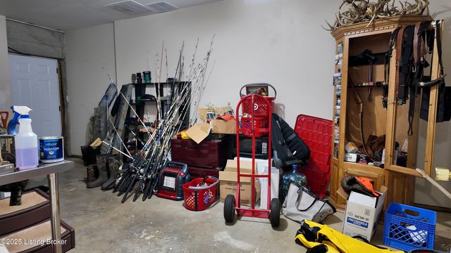 116 Waverly Dr, Bardstown, KY 40004