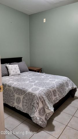 116 Waverly Dr, Bardstown, KY 40004