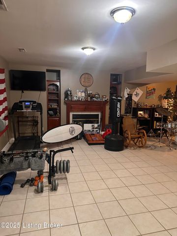 116 Waverly Dr, Bardstown, KY 40004